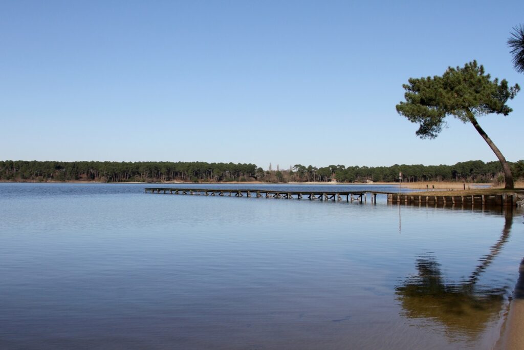 lac de Biscarosse dans les Landes